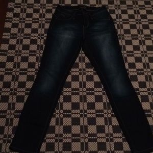 Skinny jeans